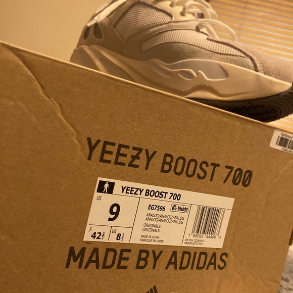 Yeezy boost 700 analog - Picture 3 of 3